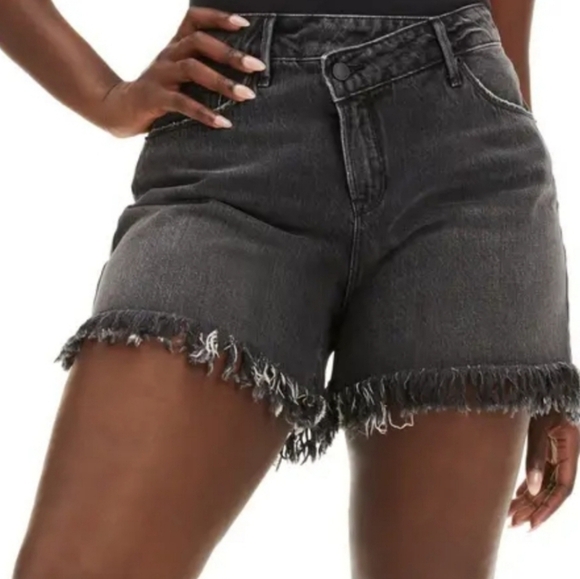 Good American Good 90"s shorts High-rise fray hem Size 26 - Picture 2 of 12